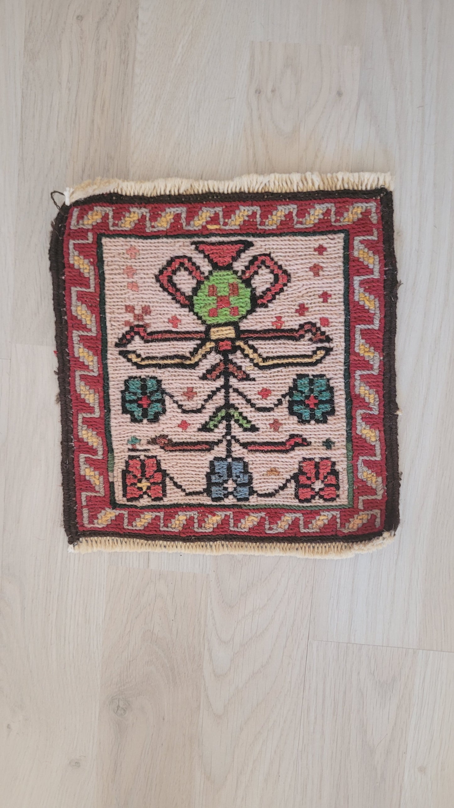 alfombras bajo plato